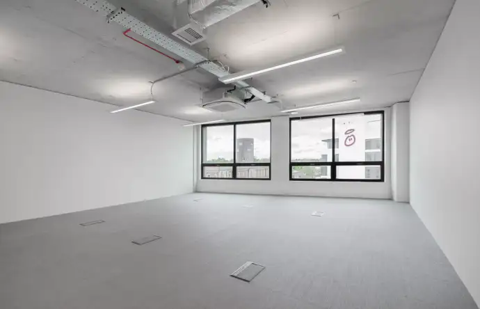 Office space to rent at Grand Union Studios, 332 Ladbroke Grove, London, unit GU.4.06, 579 sq ft (54 sq m).