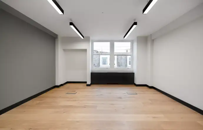 Office space to rent at Salisbury House, Salisbury House, London Wall, London, EC2M 5SQ, unit FC.872, 247 sq ft (23 sq m)