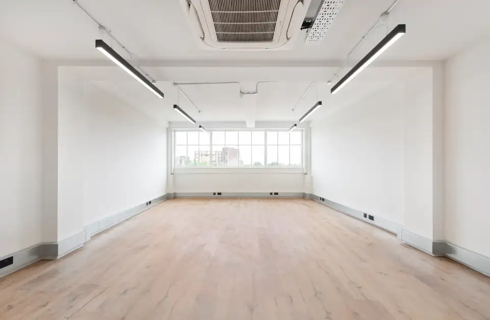 Office space to rent at Leroy House, 436 Essex Rd, London, N1 3QP, unit LY.413, 594 sq ft (55 sq m).