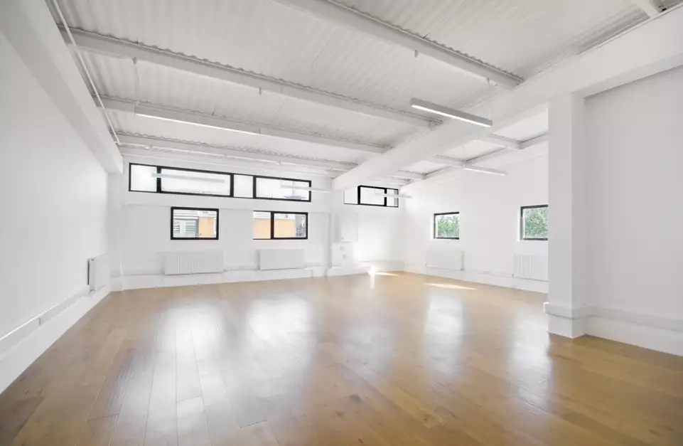 Office space to rent at Havelock Terrace, Havelock Terrace, London, SW8 4AS, unit HT.AH204, 906 sq ft (84 sq m)